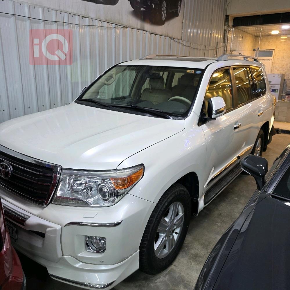 تويوتا لاندكروزر